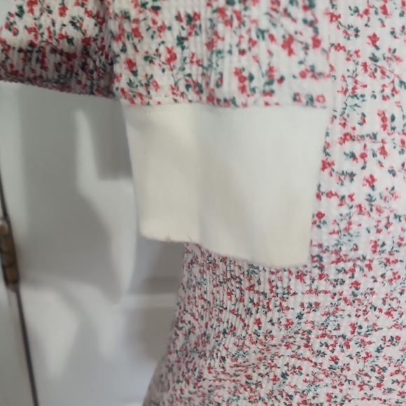 🛍️3 for $20 - American Eagle Outfitters Multicolor Knit Sweater - Picture 5 of 10